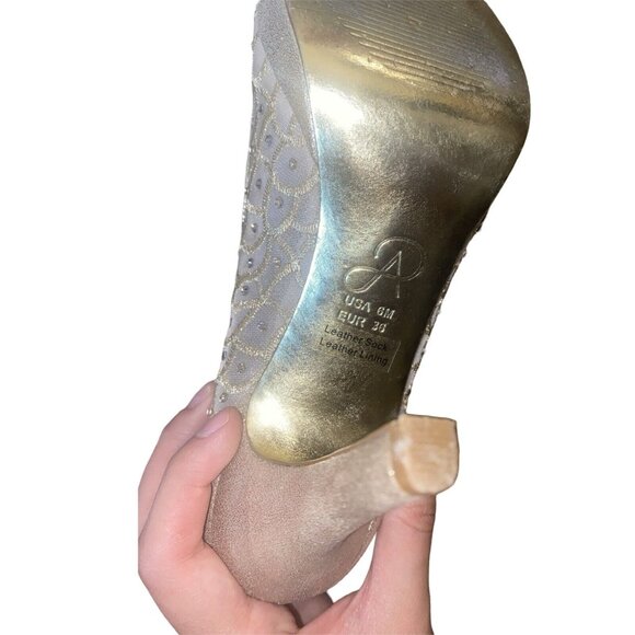 Adrianna Papell Gold Rhinestone Pump Heels Size 6M - Picture 11 of 11